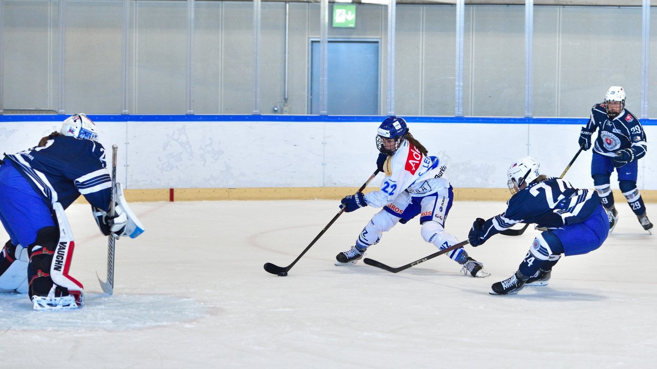 Frauen: Samstag Olma-Einladung, Sonntag Spiel in Davos