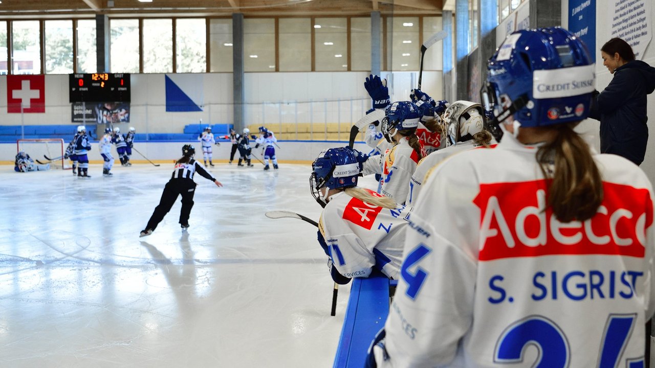 Auswärts-Wochenende für die ZSC Lions Frauen